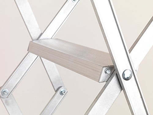 Dachbodenleiter im Bild: ALUFIX 10-tread Ziehharmonika Loft Leitern –