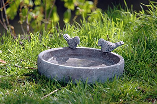 Vogeltränke für den Garten im Bild: dobar Klassische Vogeltränke Pool-Oase