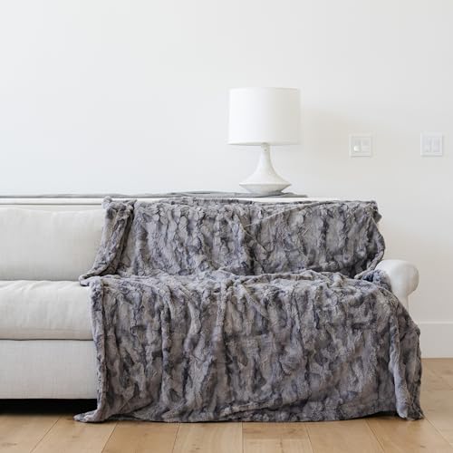 GRACED SOFT LUXURIES Oversized Throw