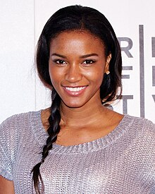 Leila Lopes' Strapless Gown