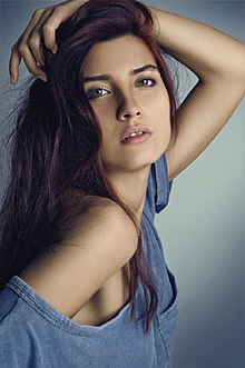 Tuba Büyüküstün