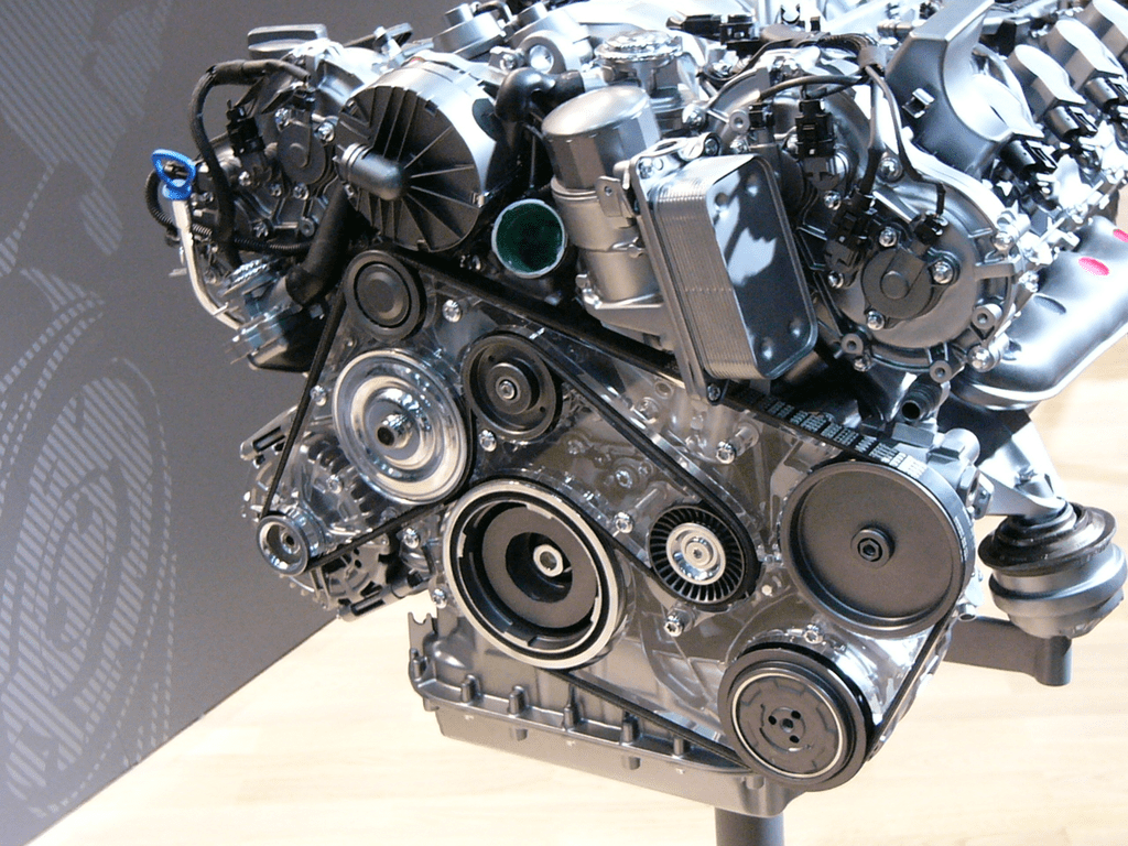 Mercedes-Benz M273