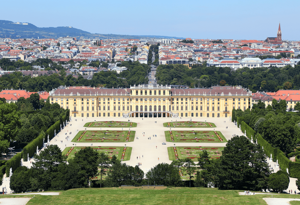 Schonbrunn Palace - Austria