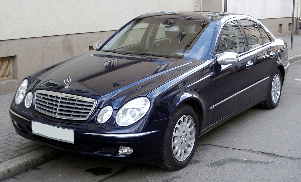 Mercedes-Benz W211