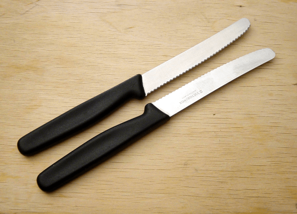 Tomato knife
