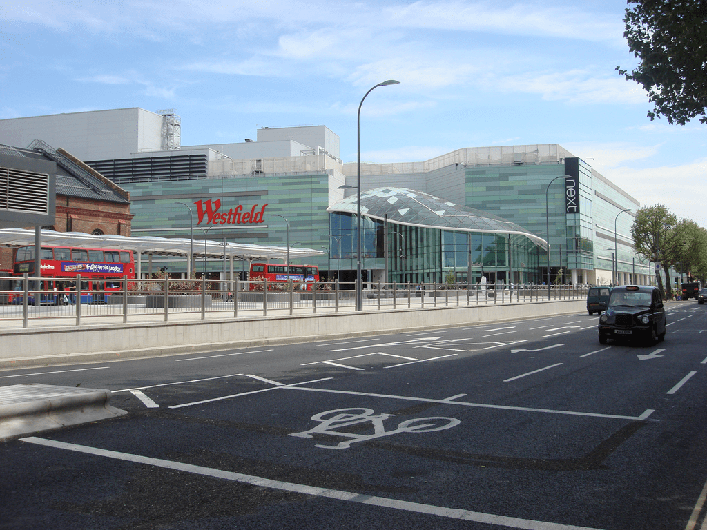 Westfield London - Big Mall with 300 Shops & Cinema